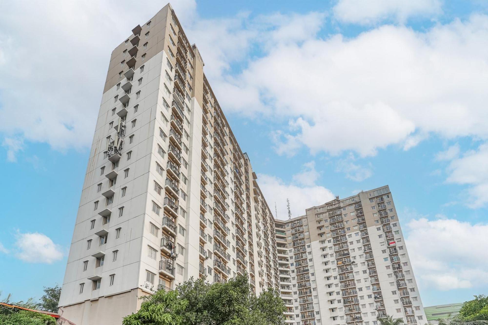 Collection O Bekasi Kota Near Lrt Bekasi Formerly Apartment Mutiara بيكاسي المظهر الخارجي الصورة